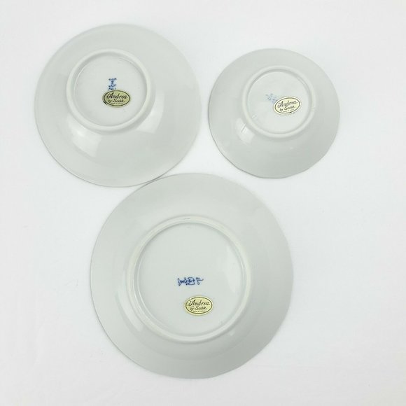 Andrea By Sadek Vintage Blue Floral Leaf & Strawberry Design Bowls Set Of 3 - Picture 7 of 12